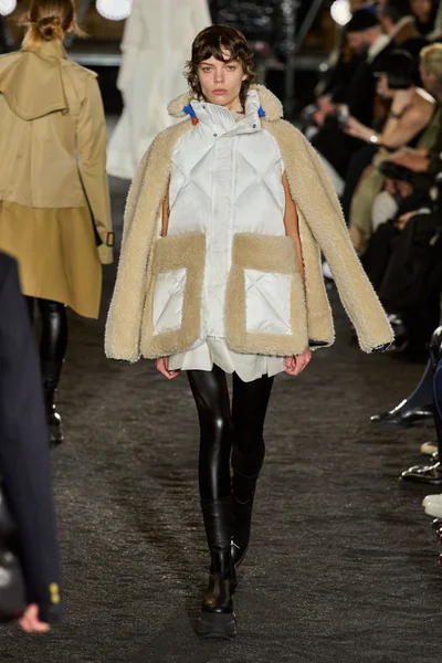 Look 52